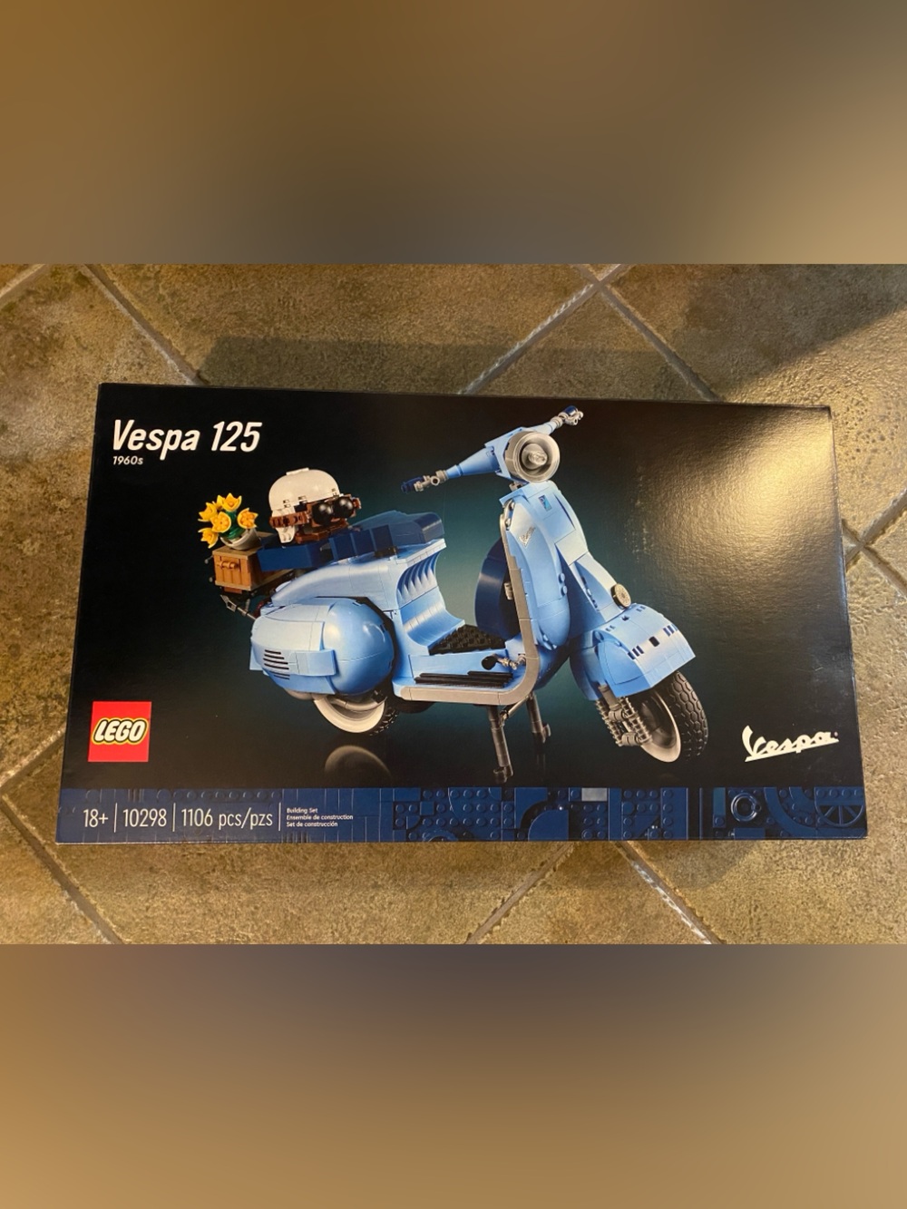 LEGO Icons Vespa 125 Scooter Model Kit